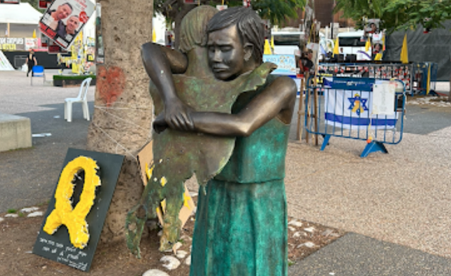 A statue of a bereaved woman in Tel Aviv's Hostage Square