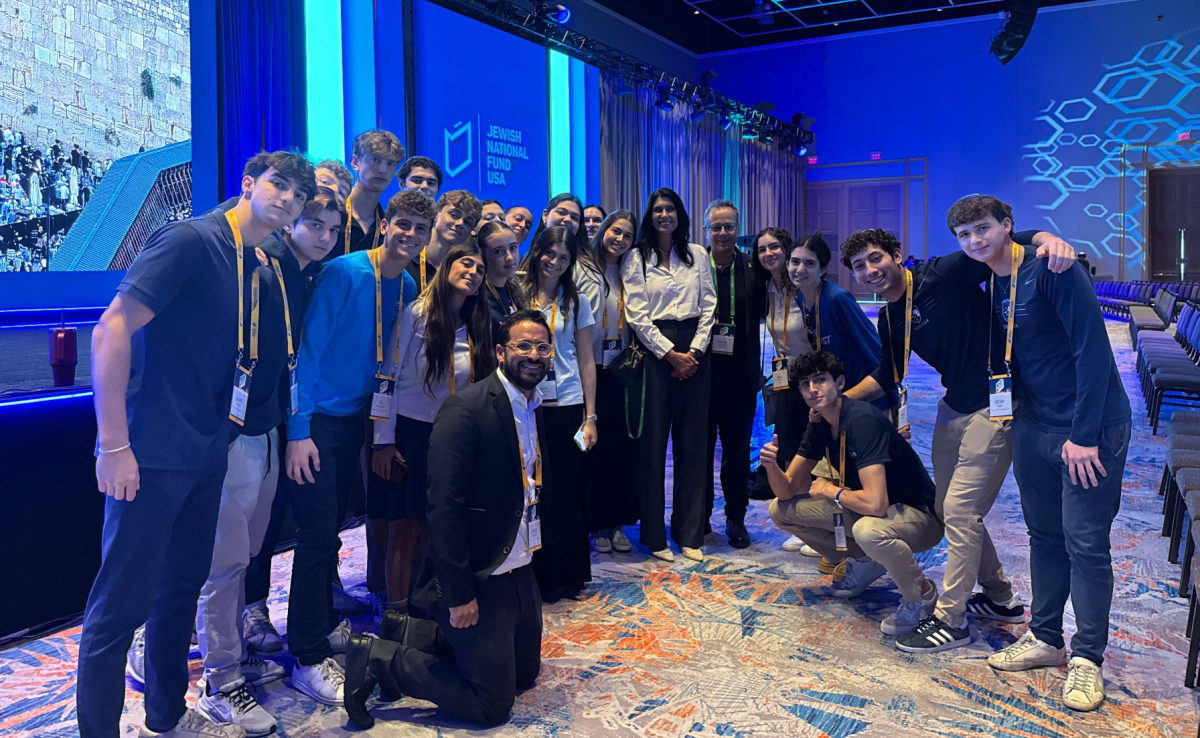 Hillel students posing with Shelly and Malki Shem Tov at the conference - Credit: Liav Gamzo